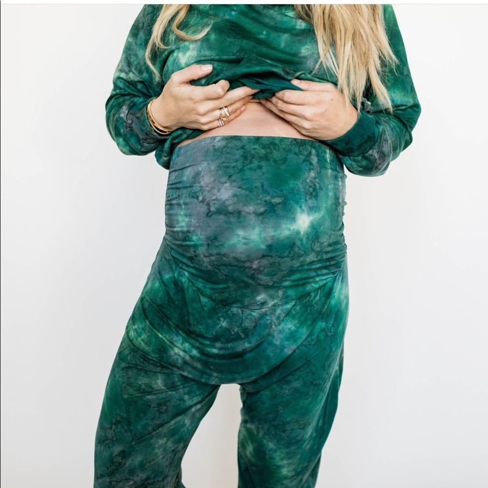 Little Moon Society x Hilary Duff MATERNITY harems